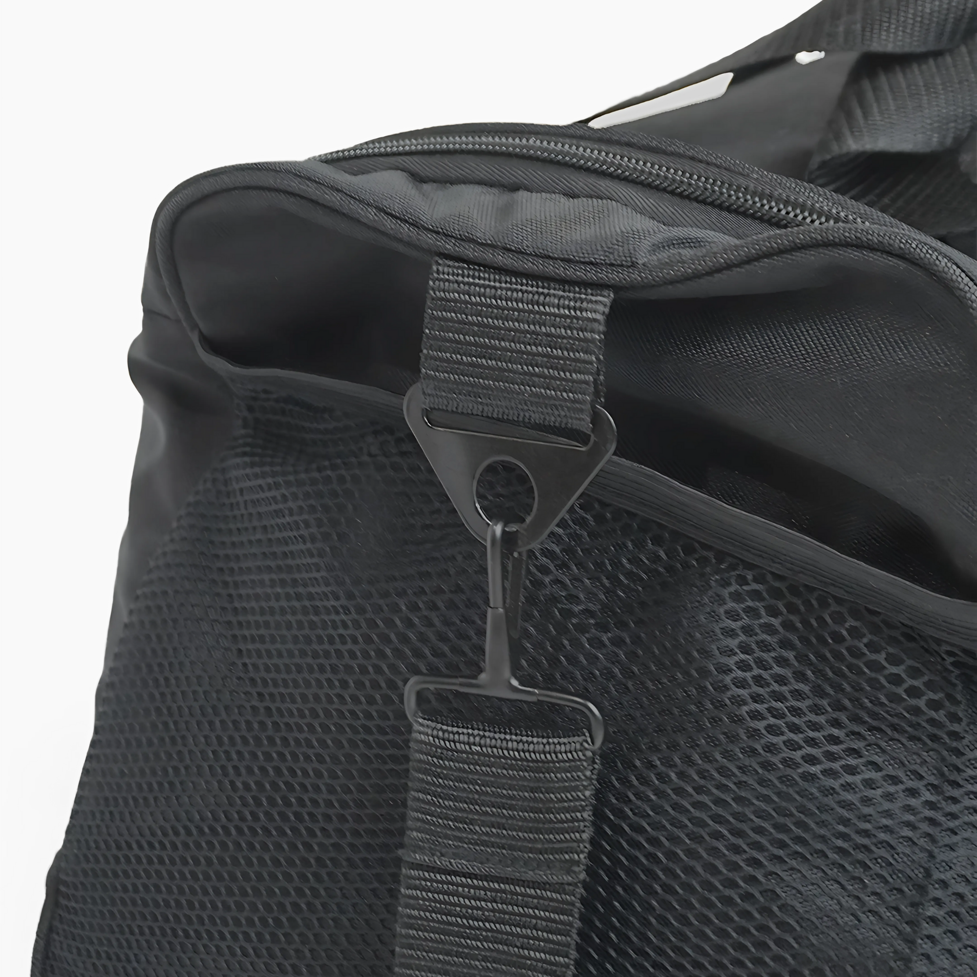 Sac de fitness photo zoomer sur la qualité, idéal pour homme et femme qui vont en salle de musculation 