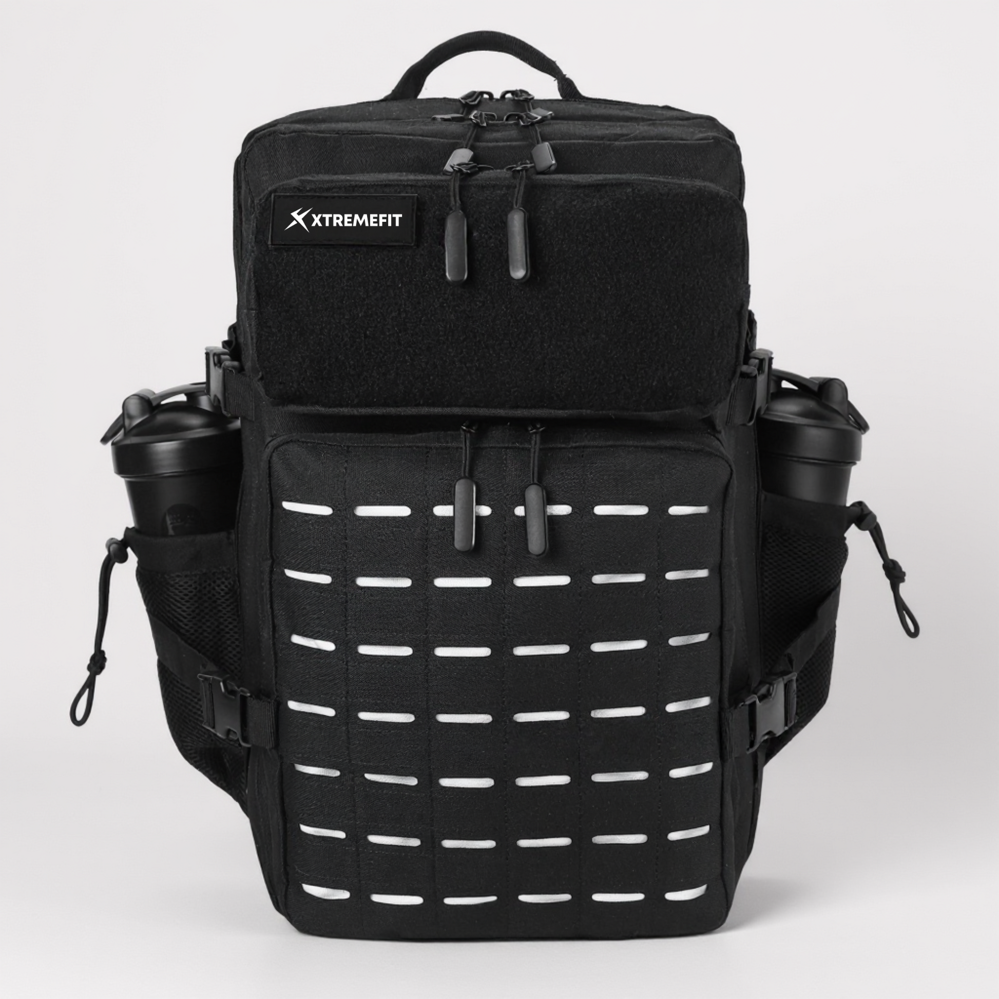 Sac tactique fond blanc couleur noir